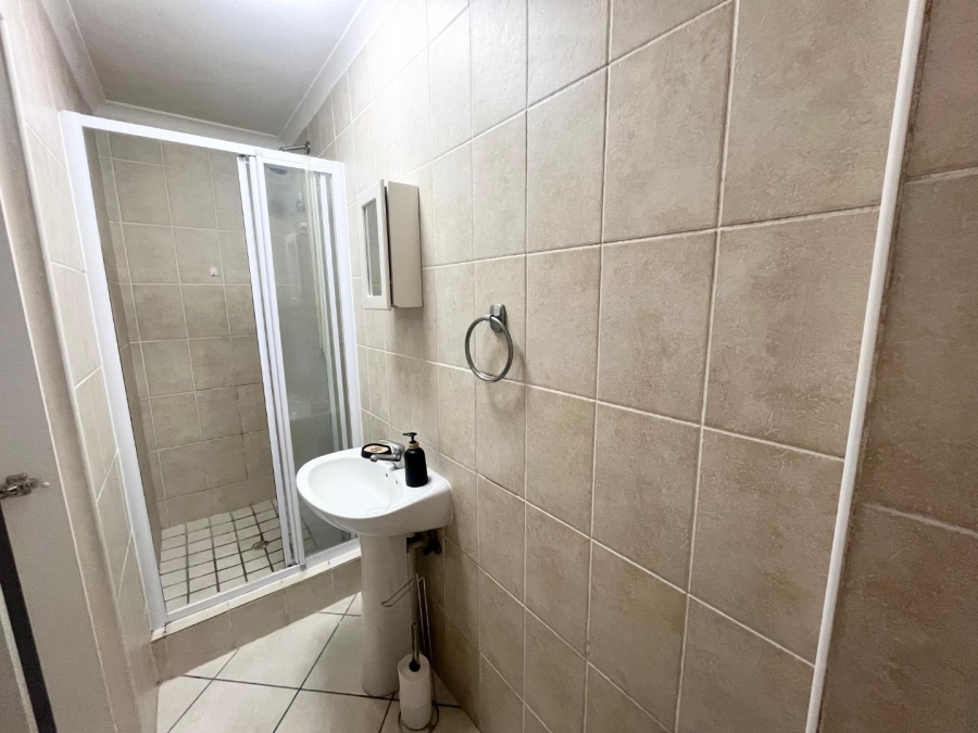 1 Bedroom Property for Sale in Van Der Stel Western Cape